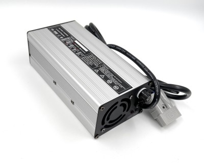 Зарядное устройство 42В 10A (10S Li-Ion) DL-500W-36
