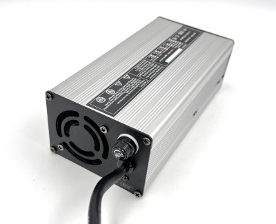 Зарядное устройство 42В 10A (10S Li-Ion) DL-500W-36
