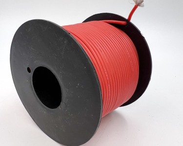 На катушке медный провод 17AWG 100м 1,0 кв.мм (210*0,08мм) (красный,, UL3135) LFW-17B в мягкой силиконовой изоляции