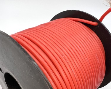 На катушке медный провод 17AWG 100м 1,0 кв.мм (210*0,08мм) (красный,, UL3135) LFW-17B в мягкой силиконовой изоляции