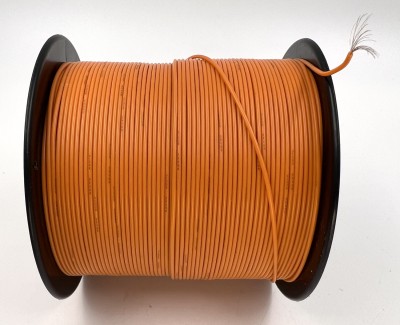 На катушке Медный провод 26AWG 300м 0,14 кв.мм (30*0,08мм) (оранжевый, UL3135) LFW-26O в мягкой силиконовой изоляции