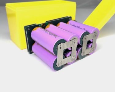 Аккумуляторная батарея 12В 5Ач LF-125-8418 (LiFePO4, 4S2P, PLB IFR26650-25A, P) для ИБП