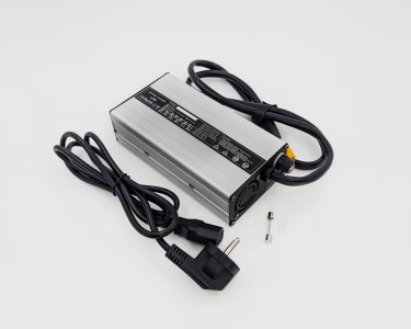 Зарядное устройство 14В 15А (5S LTO, XT60H-M) DL-300W