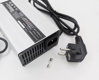 Зарядное устройство 29,4В 5А (7S Li-Ion) DL-180W-24