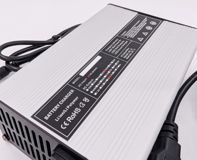 Зарядное устройство 29,4В 5А (7S Li-Ion) DL-180W-24